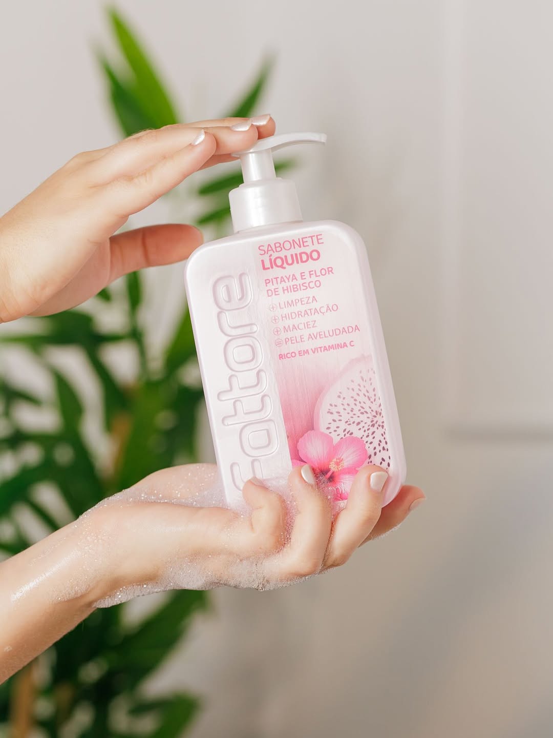 Fattore Kit Pitaya e Flor de Hibisco – Sabonete, Hidratante e Esfoliante (3 Itens)